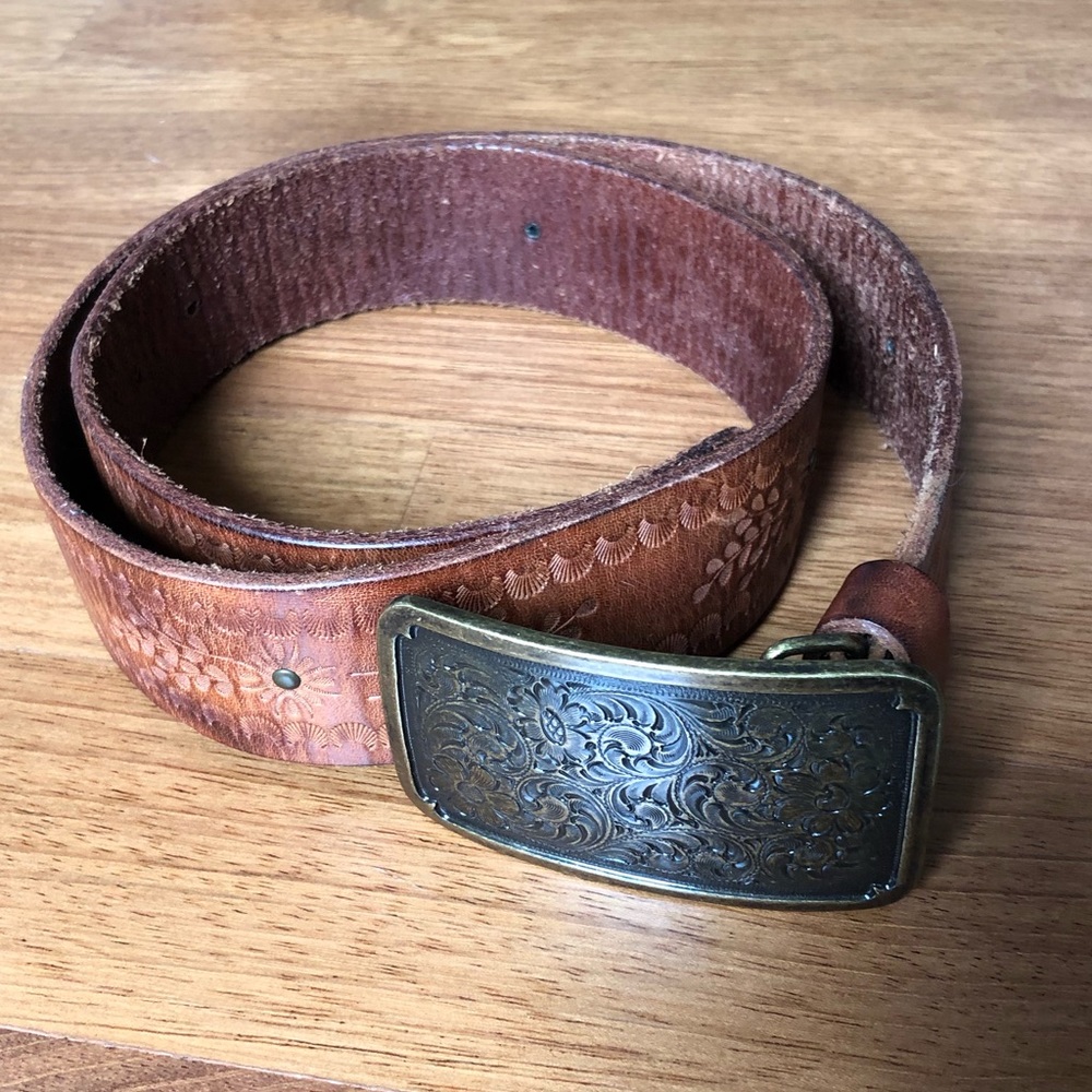 Leather belt